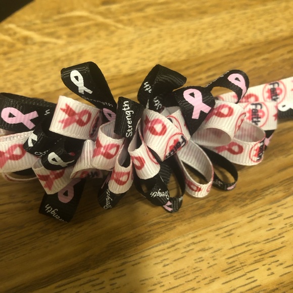 Breast Cancer Awareness Ribbon Hair clip. - Picture 2 of 3